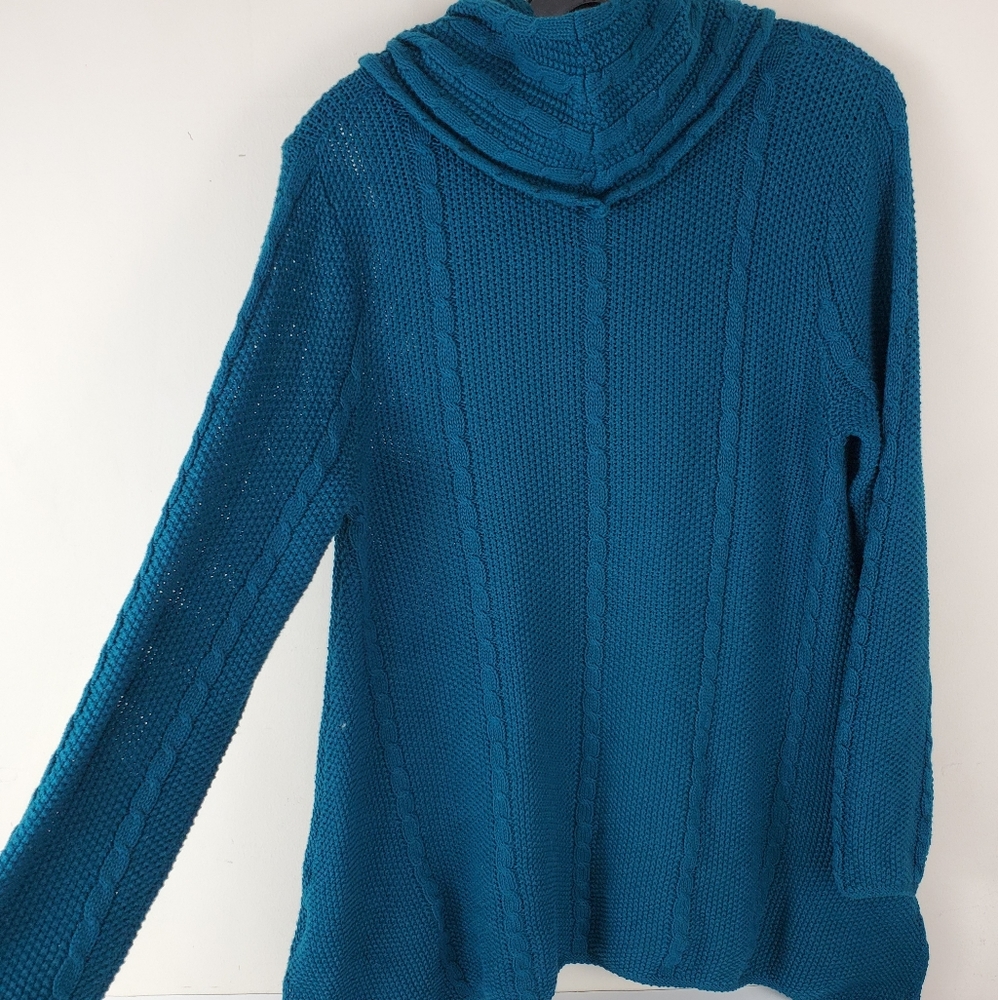 Sweater - Picture 2 of 3